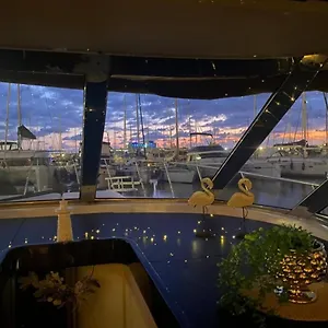  Bateau-hôtel Panaby - House Boat Italie